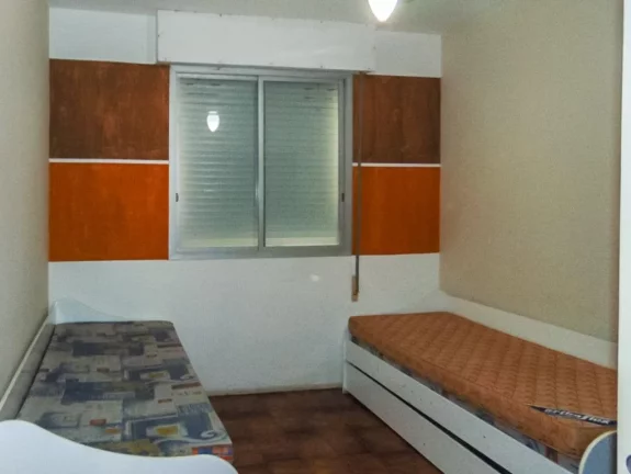 Imagem PITANGUEIRAS - 90 M² ÚTEIS - GARAGEM NO PRÉDIO - VARANDA COM VISTA AO MAR - LAZER - EXCELENTE LOCALIZAÇÃO.