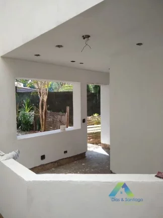 Imagem MORUMBI SOBRADO ALTO PADRÃO 800 metros, 4 dormitórios, 3 suítes, 4 salas, 8 vagas com ótima localização e valor !!!