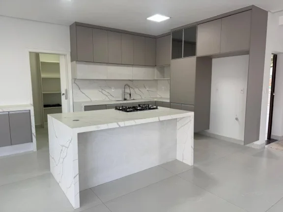 Imagem Casa Sobrado em Condomínio - 328M², 3 Dorms, 3 Suítes, Closet, 4 Vagas.