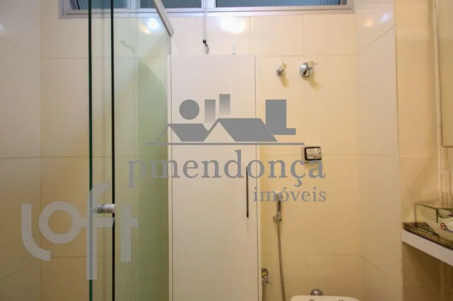 Imagem Apartamento à venda em Pinheiros com 2 quartos e 1 vaga ,81m2