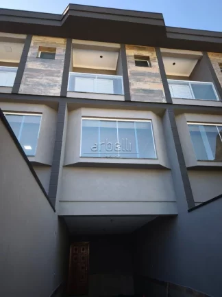 Imagem Sobrado com 160 M², 03 dormitórios sendo 01 suíte, 1 banheiro social e lavabo, sala para dois amb...