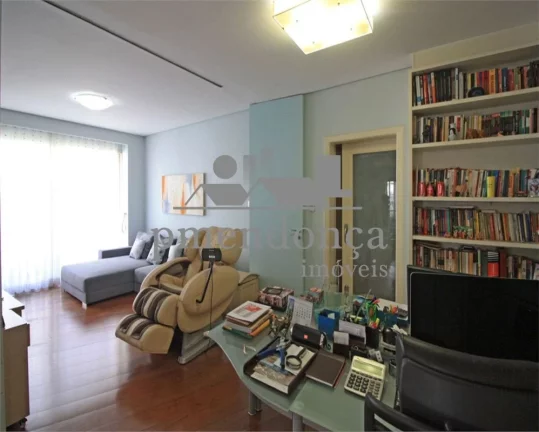 Imagem Apartamento em Higienópolis com 4 quartos( 3 suites ) e 2 vagas, 366 m²