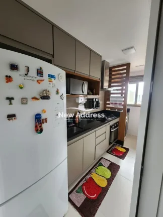 Imagem 2 quartos com suíte, 70 m², vista mar e prédio luxuoso pertinho da praia. Lazer na cobertura!