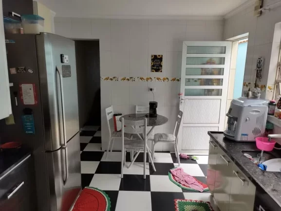 Imagem Sobrado com 3 dormitórios à venda, 169 m² por R$ 490.000,00 - Parque Maria Helena - Suzano/SP