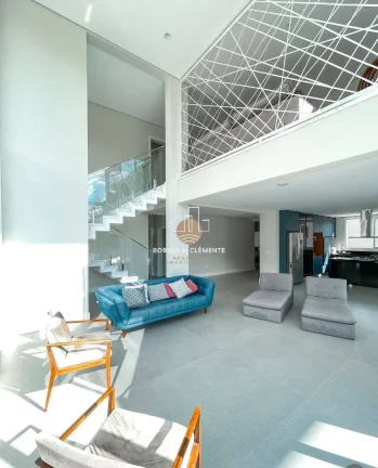 Imagem Uma mansão de 837 m² no Porto Atibaia