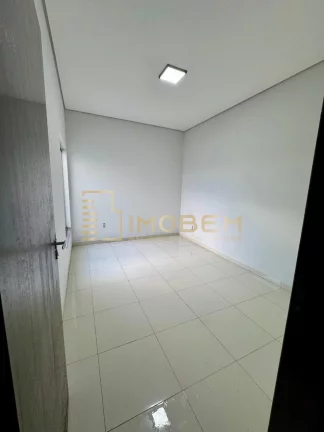 Imagem Imperdível: Casa à venda em Sinop-MT, Jardim dos Ipês! 3 quartos, 1 suíte, 1 sala, 2 banheiros, 1 vaga de garagem, 108m².