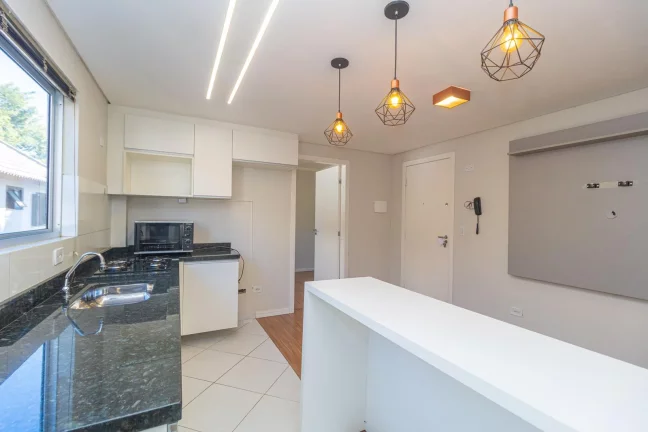 Imagem Apartamento de 1 quarto no bairro Água Verde