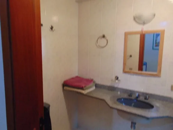 Imagem Apartamento com 3 dormitórios, 140 m² - venda por R$ 640.000,00 ou aluguel por R$ 8.412,00/mês - Pitangueiras - Guarujá/SP