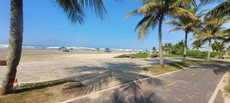 Imagem Casa com 2 dormitórios à venda, 110 m² por R$ 585.000,00 - Maracanã - Praia Grande/SP