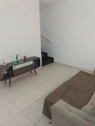 Imagem Casa com 2 dormitórios à venda, 67 m² por R$ 250.000,00 - Balneário Esmeralda - Praia Grande/SP