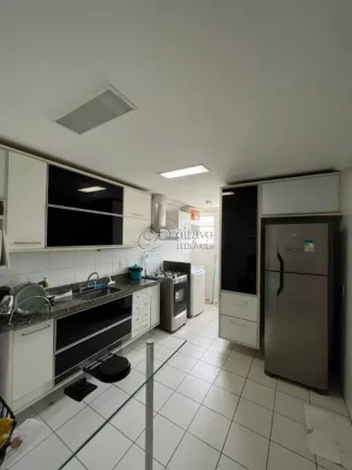Imagem Casa de Condomínio com 3 Quartos e 3 banheiros à Venda na Glória 499 mil