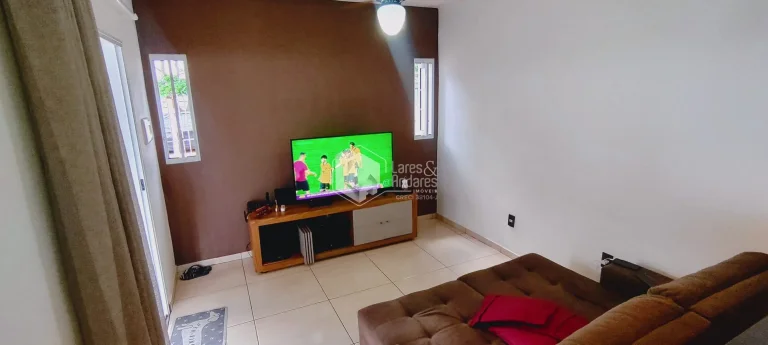Imagem CASA À VENDA, COM 250 M² QUINTAL ESPAÇOSO, COM MÓVEIS PLANEJADOS NA COZINHA E 4 VAGAS , COM EDÍCULA - JARDIM SYDNEY, SÃO PAULO, SP
