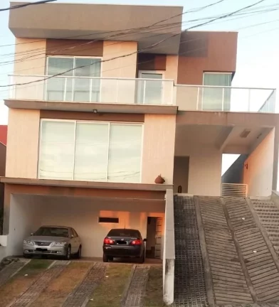 Imagem Sobrado com 4 dormitórios à venda, 372 m² por R$ 1.900.000,00 - Cidade Parquelandia - Mogi das Cruzes/SP