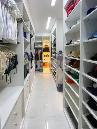 Imagem Casa à venda no Alphaville, 4 suítes, lounge, Piscina, adega, Petrolina-PE