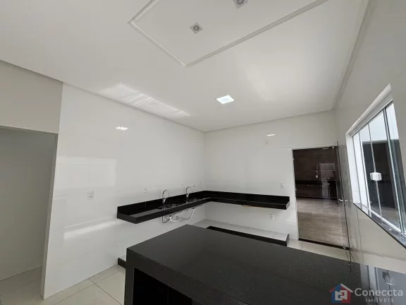 Imagem Casa de Alto Padrão à Venda em Patos de Minas - 205m² de Construção
