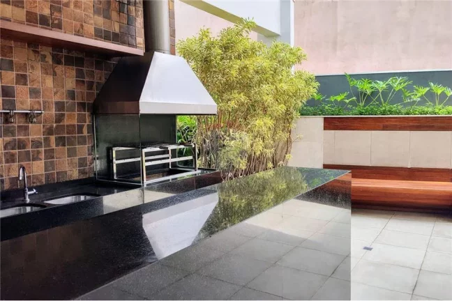 Imagem OPORTUNIDADE - Apartamento com 41m², varanda e vaga, ao lado da estação Vila Madalena