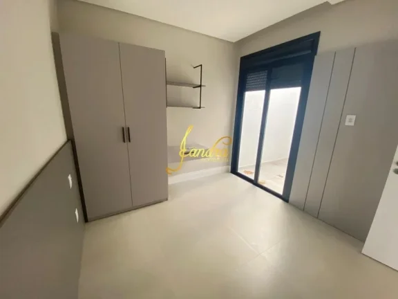 Imagem Casa térrea com 04 suítes, 155m² de área construída com mobília fixa