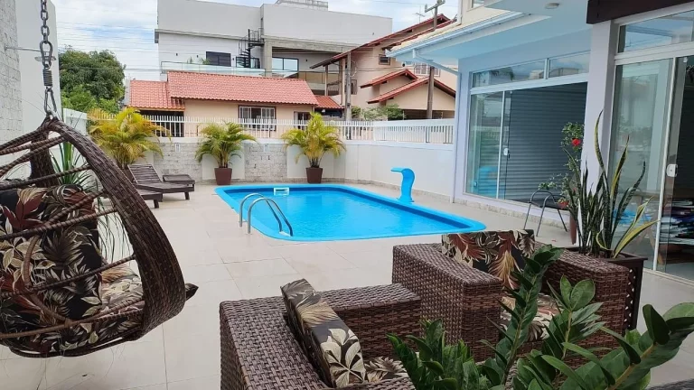 Imagem Casa / Sobrado para Venda em Palhoça / SC no bairro Pagani