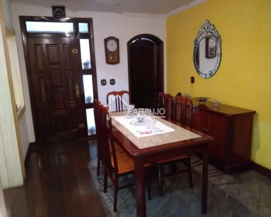 Imagem Casa à venda em Jardim Leocádia com 565m² 6 quartos, 7 vagas