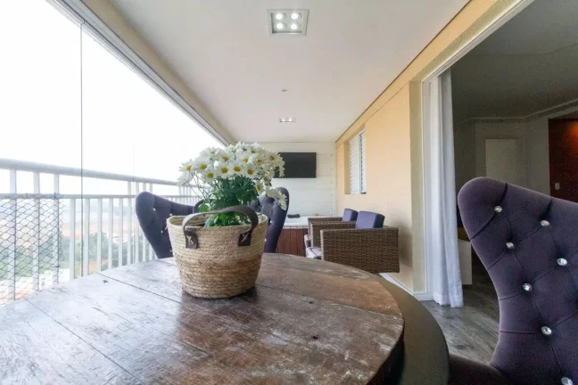 Imagem Apartamento - 115 m² | 3 Quartos • 4 Banheiros