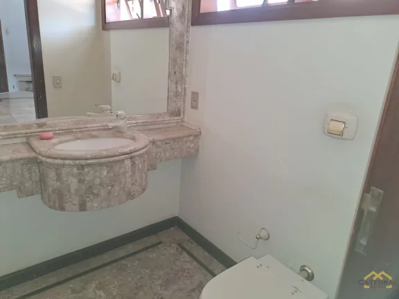 Imagem Casa com 433m² à Venda por R$2.800.000,00 com fino acabamento no Jardim Novo Mundo - Jundiaí/SP