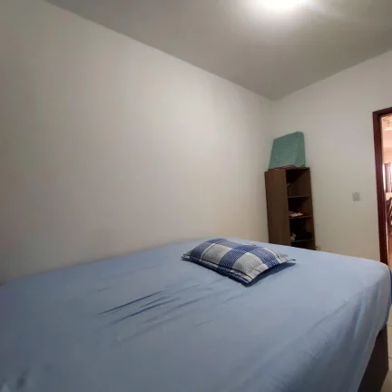 Imagem Casa Geminada para Venda em Sarandi, Parque Residencial Bom Pastor, 3 dormitórios, 1 banheiro, 2 vagas