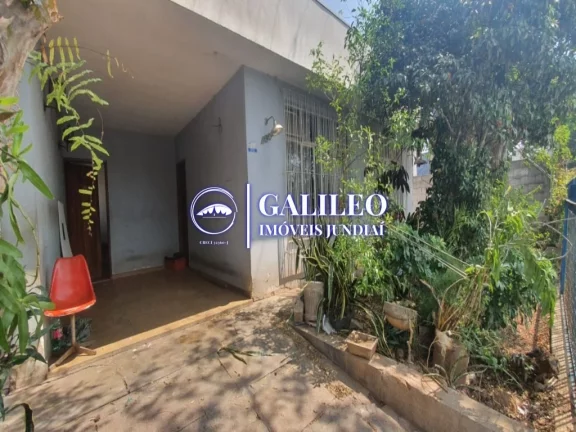 Imagem OPORTUNIDADE DE NEGÓCIO! GALPÃO + CASA COM 4 DORMITÓRIOS -SALA DE ESTAR/JANTAR- ÁREA TOTAL 826M² - ÓTIMA LOCALIZAÇÃO, PRÓX. AO MAXI SHOPPING -JUNDIAÍ