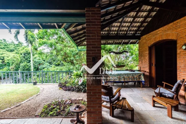 Imagem Casa tipo sobrado no Morro Santa Terezinha com 400m² de área construída.