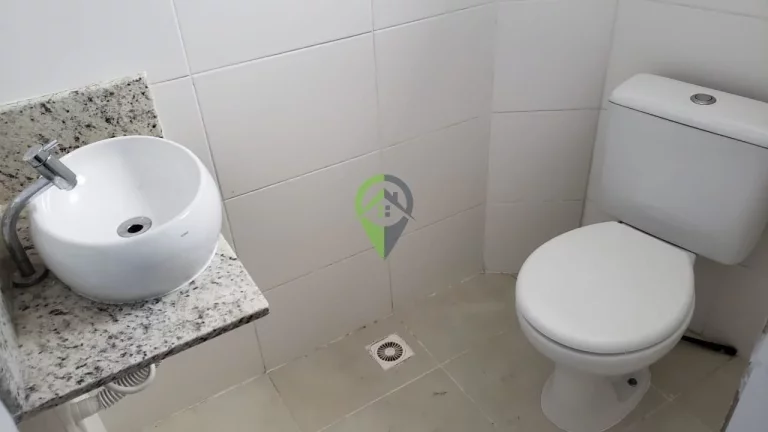 Imagem Imóvel Comercial à venda com 2 dormitórios e amplo espaço no bairro Vila Matias de Santos/SP