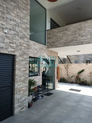 Imagem Casa em Condomínio à Venda e Mato Dentro - Ubatuba/SP.