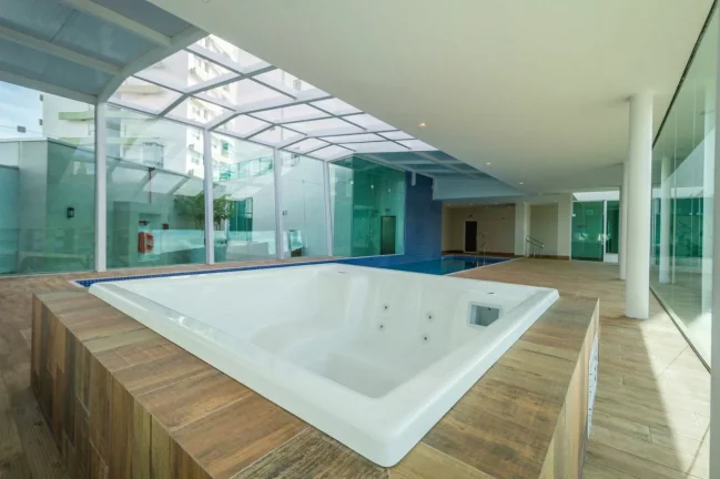 Imagem Duplex com 3 dormitórios à venda sendo 3 suítes, 328.96 m² por - R$ 8.750.000,00 - Fazenda - Itajaí/SC