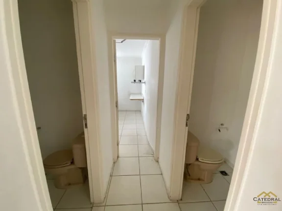 Imagem Salão à Venda com 484m² - Jardim Ana Maria - Jundiaí/SP