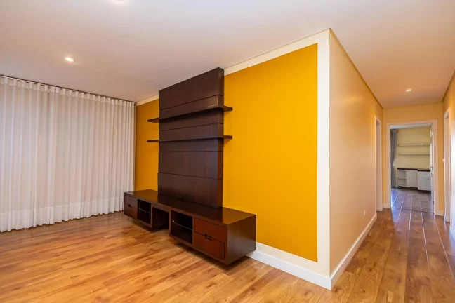 Imagem Casa em Condomínio de 4q. em Campo Comprido