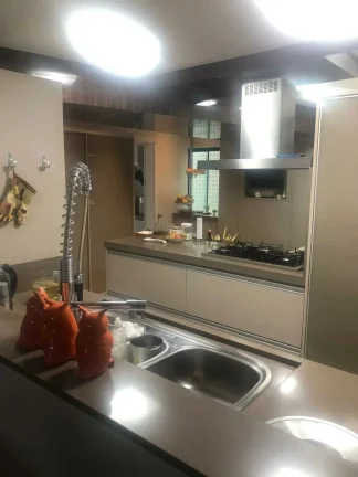 Imagem Cobertura duplex com 3 suítes e 3 vagas de garagem no centro de Itajaí