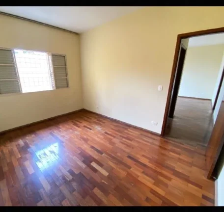 Imagem Casa em Conjunto Habitacional Itapetininga F3, Itapetininga/SP
