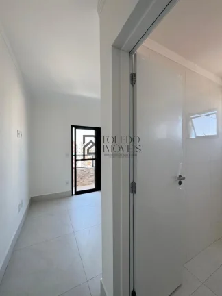 Imagem Apartamento 2 Dormitórios sendo 1 suíte a 200 metros do mar no bairro Caiçara - Praia Grande