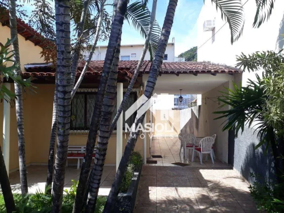 Imagem Casa com 3 dormitórios à venda, 150 m² por R$ 1.000.000,00 - Olaria - Vila Velha/ES