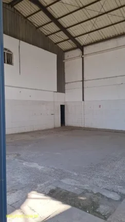 Imagem Galpão para Locação em ITAGUAÍ, WEDA, 2 banheiros