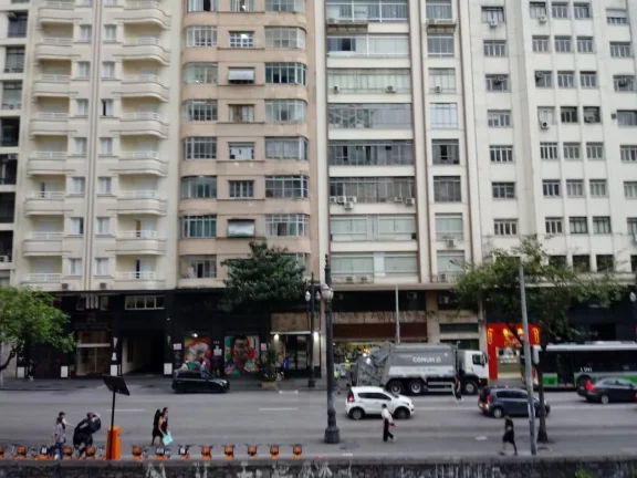 Imagem Kitnet na Quirino de Andrade - Centro