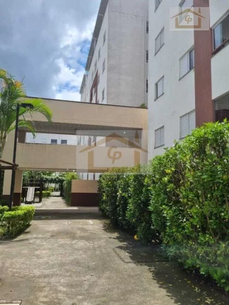Imagem *Com quintal , 1 quarto, varanda, 1 vaga