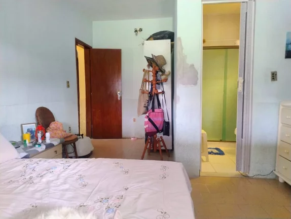 Imagem CASA À VENDA 161M² EM ITAIPU EXCELENTE TERRENO 450 M² .