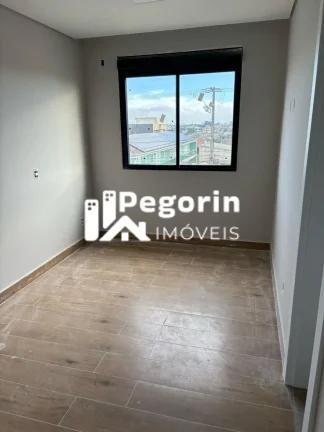Imagem Sobrado à venda em Curitiba, Pinheirinho, com 3 quartos, 217,00m²