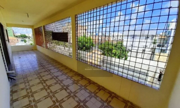 Imagem Casa com 08 quartos, localizada em Fragoso, Olinda - Pernambuco