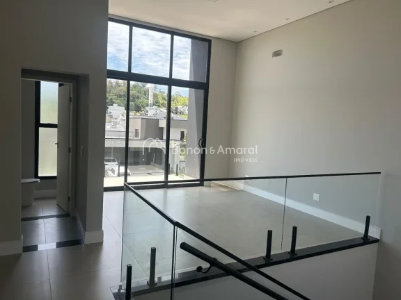 Imagem Casa recém-construída, localizada próximo ao Anel Magalhães Teixeira, na divisa com Campinas, co...