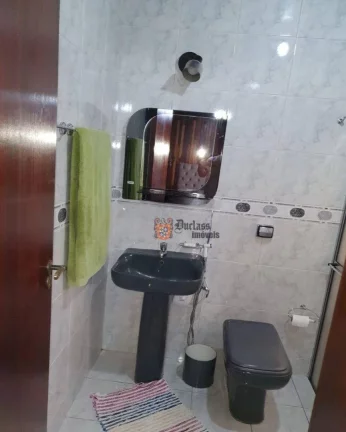 Imagem Casa com 3 dormitórios à venda, 235 m² por R$ 1.250.000,00 - Alto Do Capivari - Campos do Jordão/SP