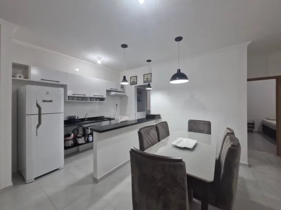 Imagem LINDO APARTAMENTO MUITO AMPLO LOCALIZACÃO PREVIGELIADA PRAIA DAS TONINHAS