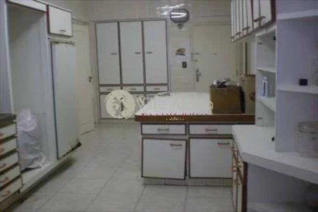 Imagem Apartamento a venda de frente total pro mar no Gonzaga em Santos!!