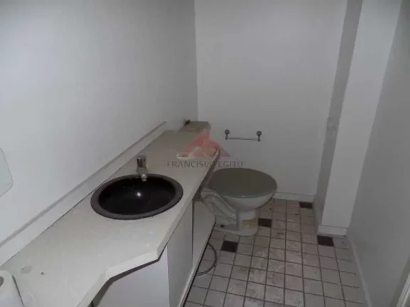 Imagem Sala comercial com excelente localização no centro de Niterói.
