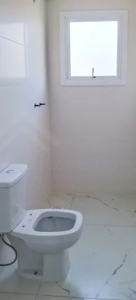 Imagem Apartamento novo com suíte em Caxias do Sul RS, 2 quartos, 1 suíte, sala ampla, 2 banheiros, 1 vaga de garagem. CXS003.403