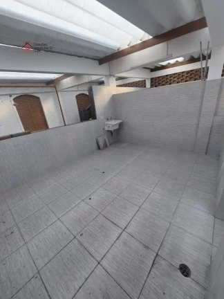 Imagem Casa t?(C)rrea para locação na Vila Prudente, com 2 dormitórios, sala, cozinha, banheiro, ampla área de serviço. Fácil acesso ao METRÔ VILA PRUDENTE.